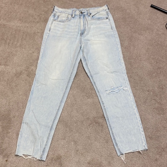 American Eagle Outfitters Denim - American Eagle Mom Jeans